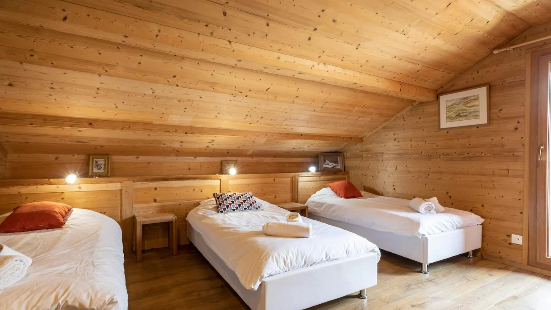 Chalet Confortable Avec Cheminee, Animaux Acceptes, Parking, Wifi Gratuit - Fr-1-181-2796 La Plagne-Tarentaise